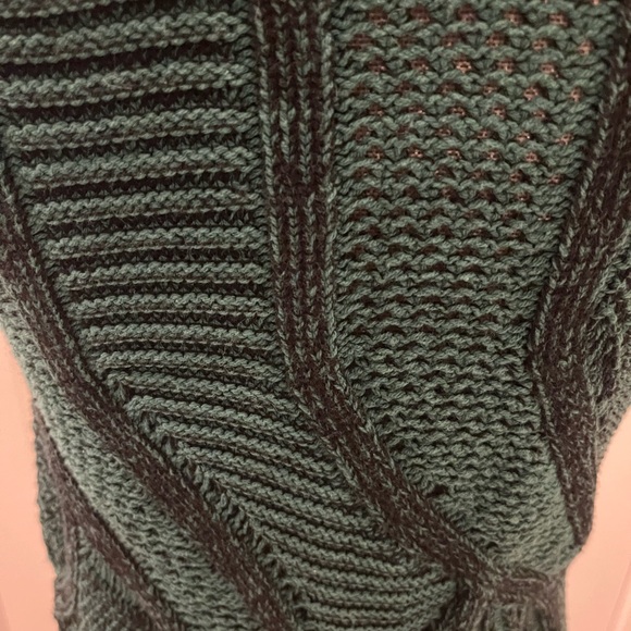 Knit Mock Neck Sweater/Vest - Picture 5 of 8